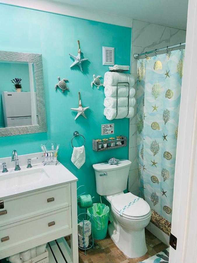 Beautiful And Comfortable Rom Apt # 2 Tampa Buitenkant foto