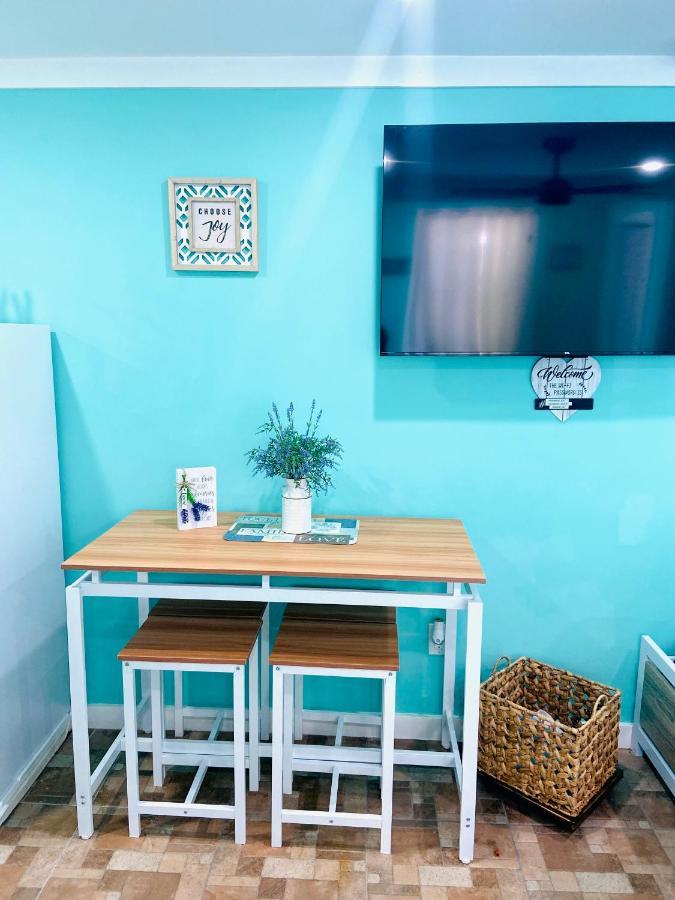 Beautiful And Comfortable Rom Apt # 2 Tampa Buitenkant foto